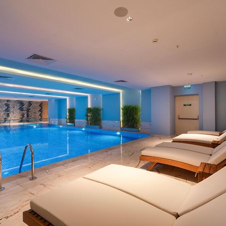 Concorde Tower Hotel & Casino Нікосія Екстер'єр фото Indoor pool