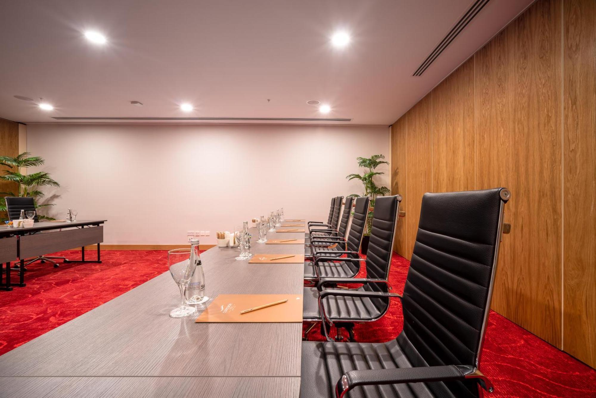 Concorde Tower Hotel & Casino Нікосія Екстер'єр фото Meeting room at the InterContinental London The O2